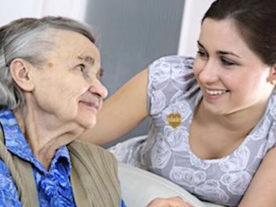 servicio a domicilio mayores de edad